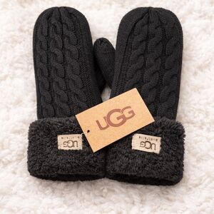 UGG Warm Cable Knit Mittens
